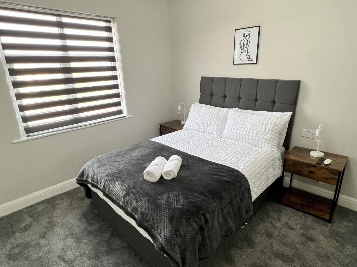 Kim Family Holiday Get-Away 4 Bedrooms 2 Baths Blackpool Exterior foto
