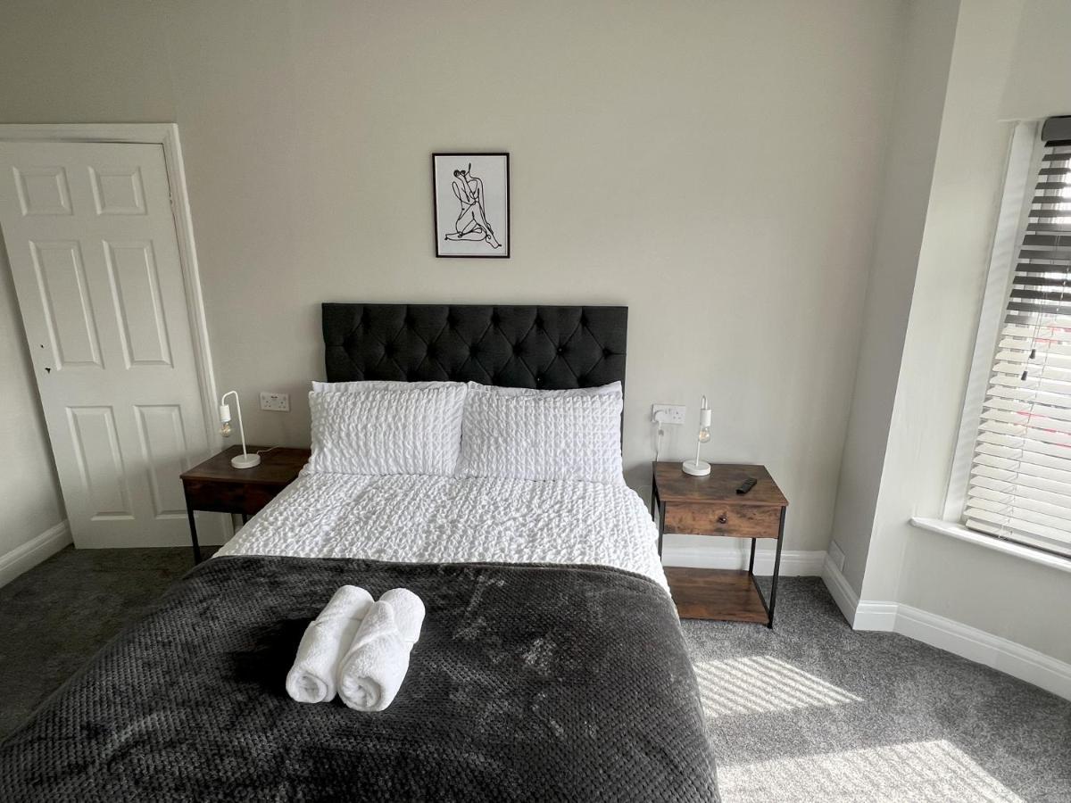 Kim Family Holiday Get-Away 4 Bedrooms 2 Baths Blackpool Exterior foto