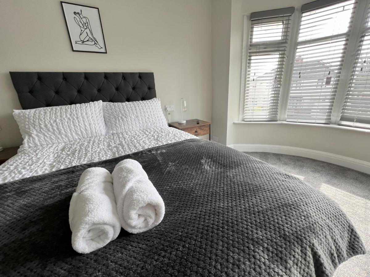 Kim Family Holiday Get-Away 4 Bedrooms 2 Baths Blackpool Exterior foto